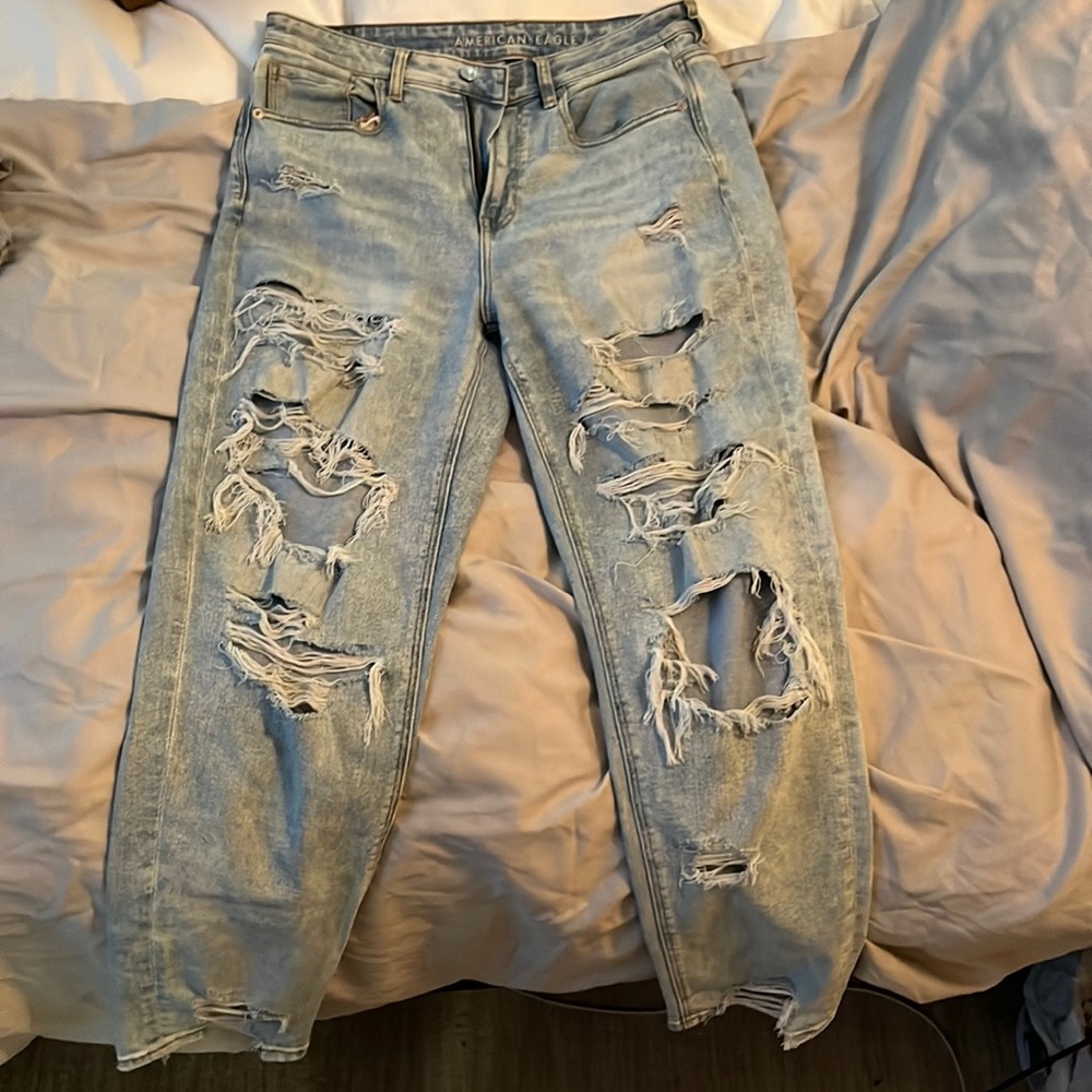 American Eagle Light Wash Jean Bundle - image 1